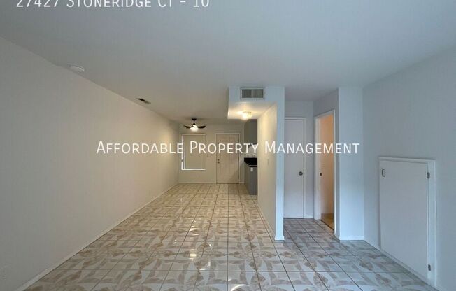 27427 Stoneridge Ct #10