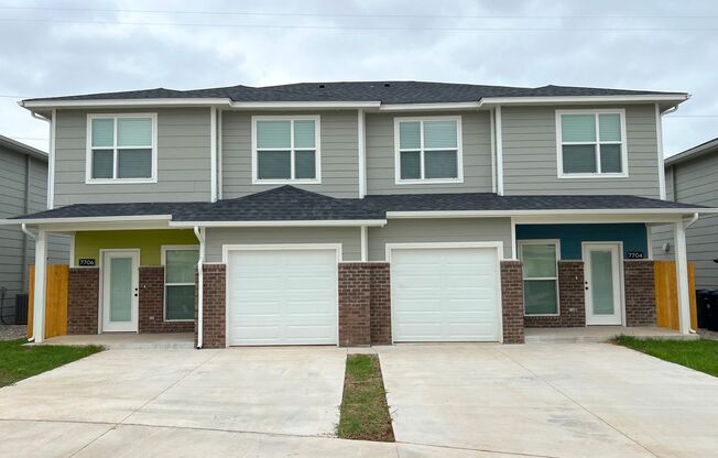 Location, Size, & Convenience!! BRAND NEW TOWNHOMES!