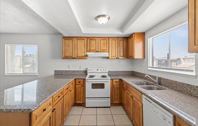 2 beds, 2 baths, 922 sqft, $1,245, Unit Van Dyke Unit D