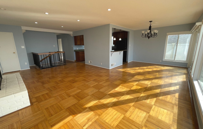 Large Five Bedroom, Three Bathroom with Incredible View
