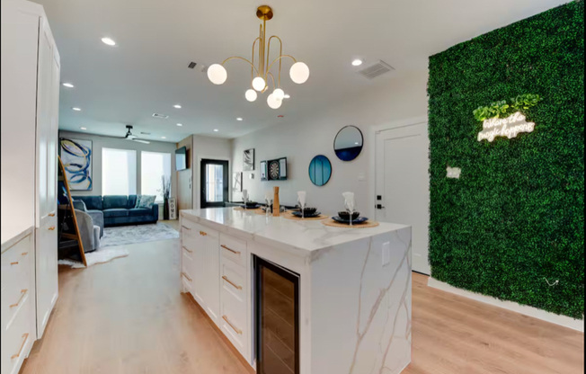 3905 SUMPTER