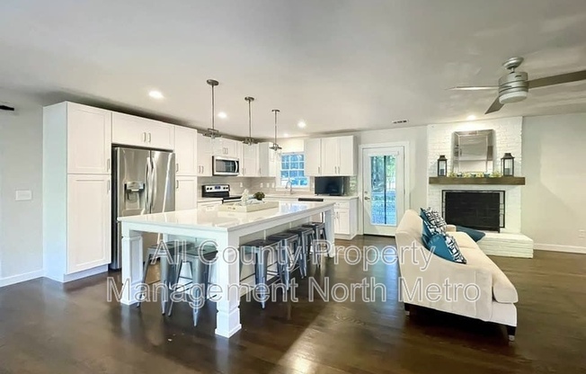 204 COLD CRK DR