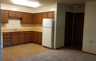 1 bed, 1 bath, 675 sqft, $616, Unit 10