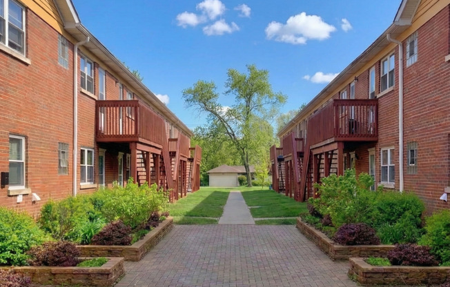 Palatine Park Apartments