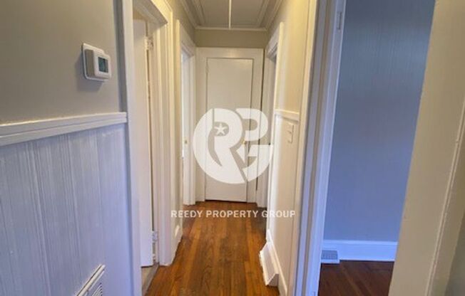 3 Bedroom with bonus Ranch style home minutes from Downtown Greer!
