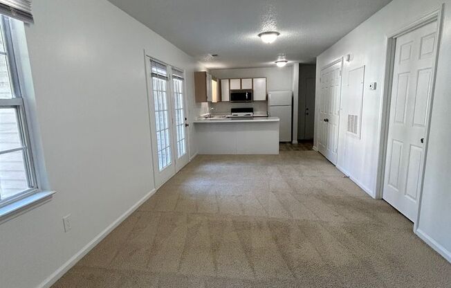 1 bed, 1 bath, 600 sqft, $942, Unit 190108F