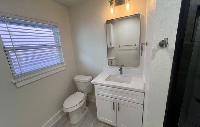 1 bed, 1 bath, 900 sqft, $1,699, Unit 1515-19