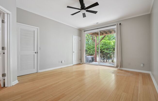 Spacious North Raleigh Townhome, just minutes from North Hills