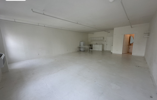 Studio, 1 bath, 1,100 sqft, $3,600, Unit 3F