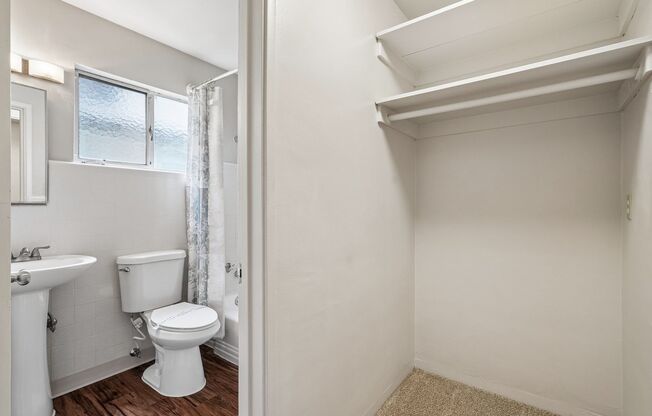 Studio, 1 bath, $1,550, Unit 107