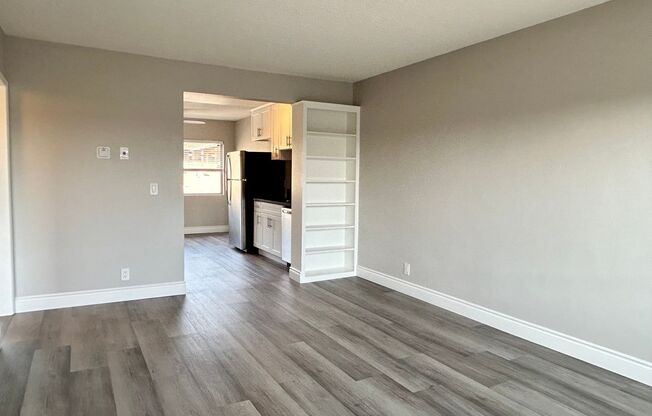 2 beds, 1 bath, 865 sqft, $2,495, Unit 209