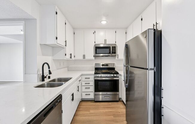 2 beds, 2 baths, 1,195 sqft, $2,248, Unit 407