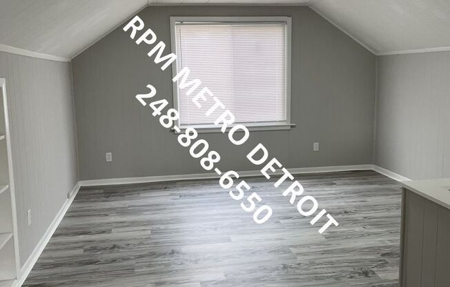 3 beds, 1 bath, $1,495, Unit (NO)