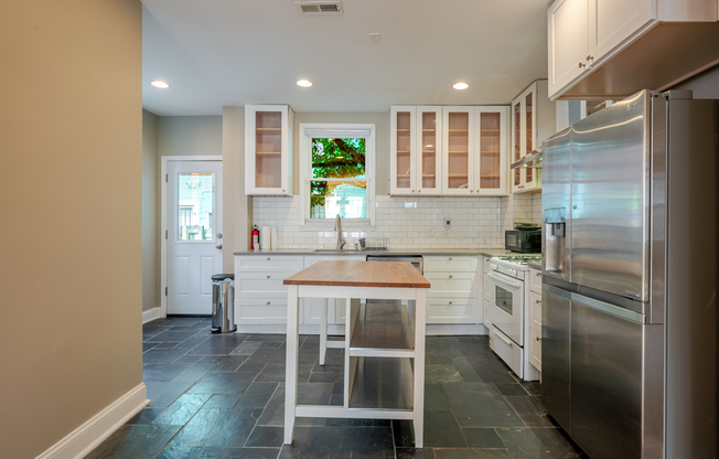 2103 13 ST SE