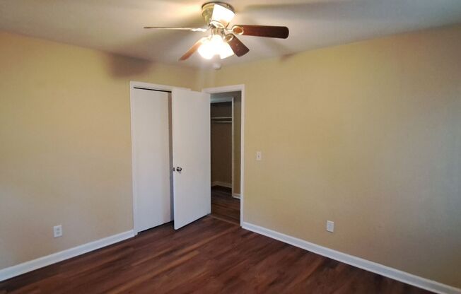 4 beds, 2 baths, $1,595
