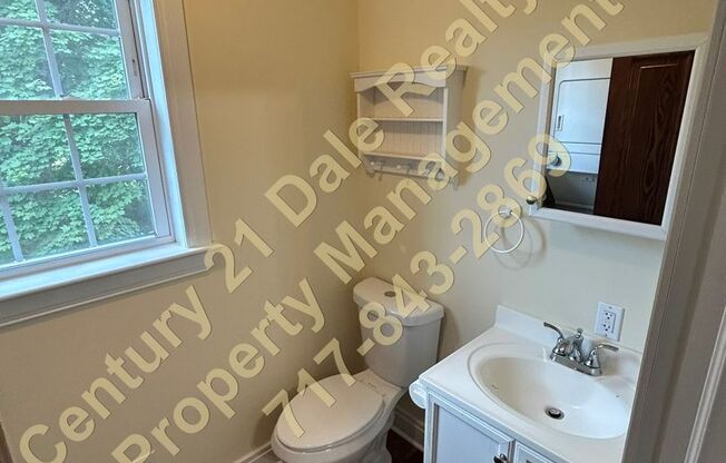 2 beds, 1.5 baths, $1,350