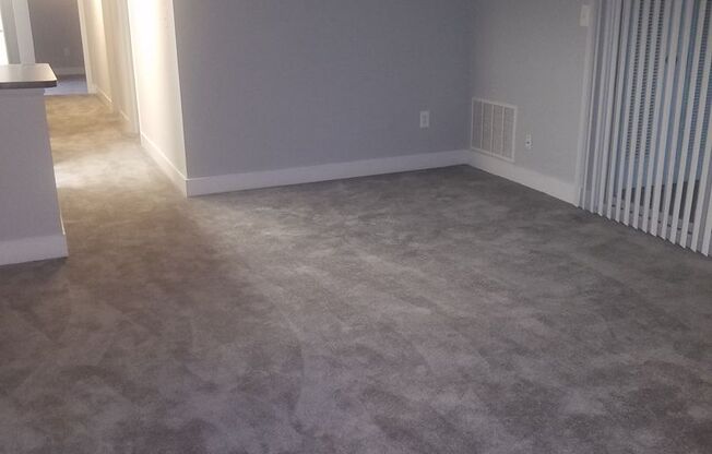 3 beds, 2 baths, 1,100 sqft, $1,800, Unit 814E