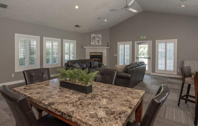 Stanford Heights clubhouse dining seating