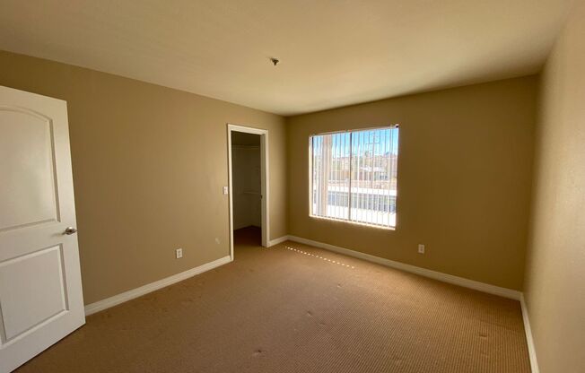 2 beds, 2 baths, $1,395, Unit APARTMENT 222