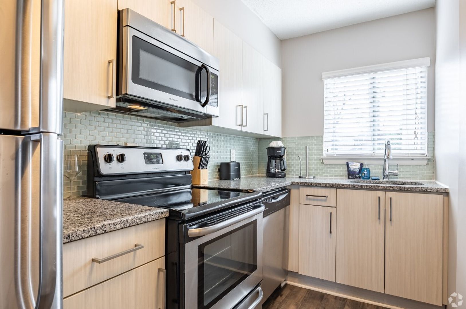 Free Rent Move in Special in the Old Fourth Ward  for a Spacious and Stylish 2-bedroom, 1-bathroom apartment in Old Fourth Ward