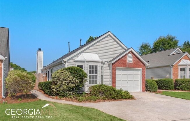 2621 LAUREL LN NW