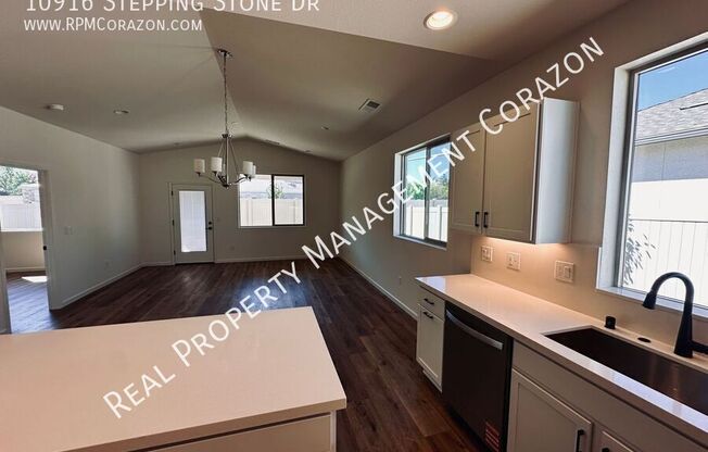 10916 STEPPING STONE DR
