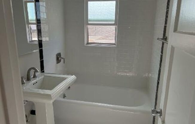 Studio, 1 bath, 500 sqft, $1,795, Unit 203