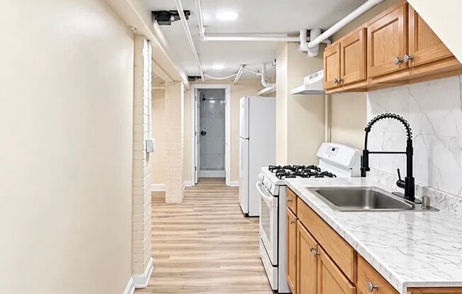 68 VAN REIPEN AVE