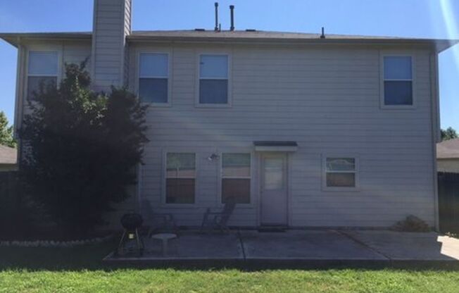 4 Bed 2.5 Bath Home with Yard in Kyle