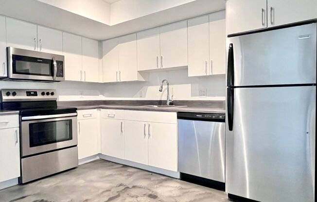 1 bed, 1 bath, 650 sqft, $1,195, Unit 105