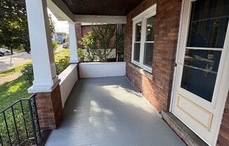 3 beds, 1 bath, $1,650