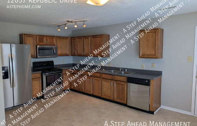 12657 REPUBLIC DR