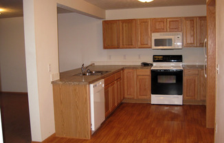 4 beds, 4.5 baths, 2,300 sqft, $1,895, Unit A