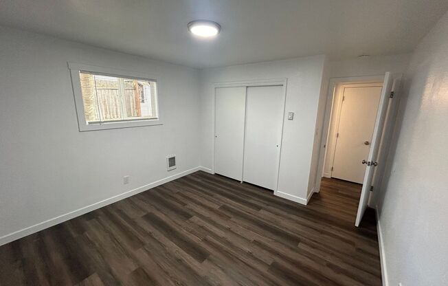 1 bed, 1 bath, $925, Unit Unit 4