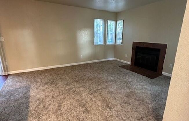 1 bed, 1 bath, 700 sqft, $1,720, Unit 148