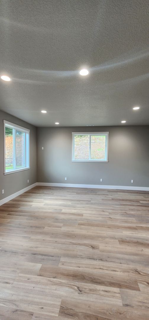 352 Cemetery Road A &amp; B