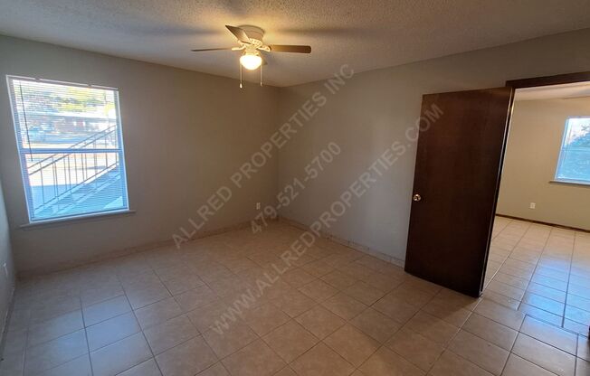 1 bed, 1 bath, $795, Unit 1