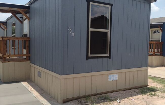2 beds, 1 bath, 624 sqft, $795, Unit 739