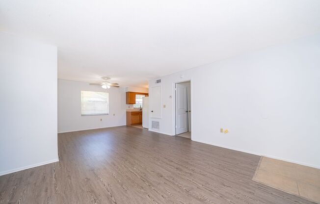 ALTAMONTE SPRINGS: 3 bed/1.5 bath home in great location!