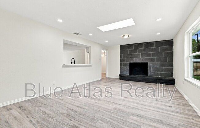 6008 GOLDEN GATE DR