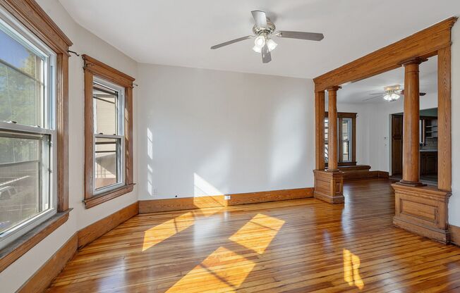 2 beds, 1 bath, $1,300, Unit 134 Tennyson Ave.