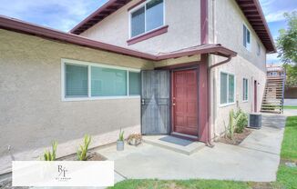 NEWLY REMODELED 2 BED / 1 BATH APARTMENT FOR RENT!