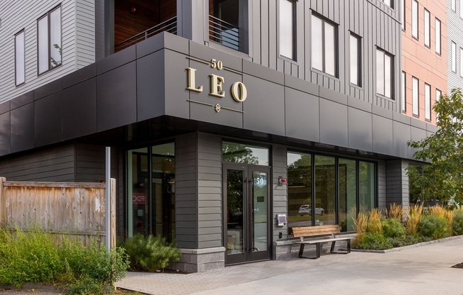 1 bed, 1 bath, 708 sqft, $2,900, Unit 303