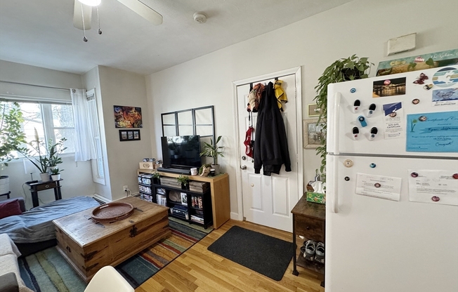 207 TRENTON