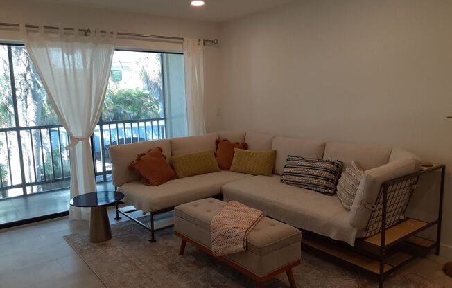 2 beds, 2 baths, $4,000