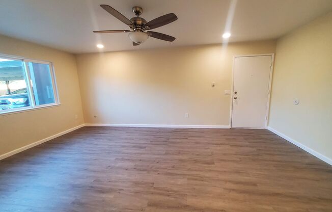 2 beds, 1 bath, 900 sqft, $2,200, Unit 2