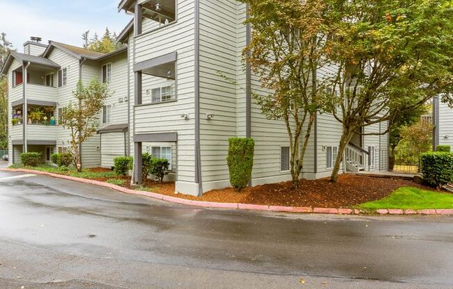 1 bed, 1 bath, 535 sqft, $1,350, Unit 1-105