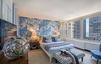 860 N Dewitt
