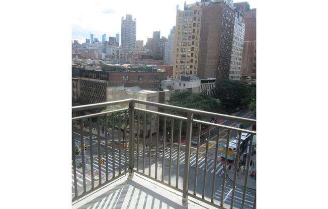 2 beds, 2 baths, 1,200 sqft, $8,100, Unit 7A