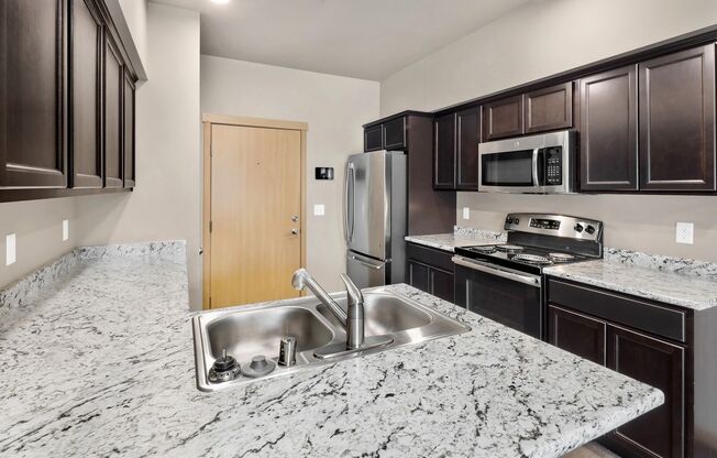 Studio, 1 bath, 473 sqft, $1,450, Unit 545-409